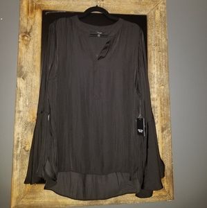 Simply Vera Wang blouse